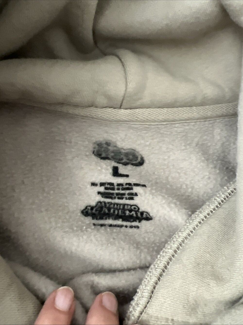 MY HERO ACADEMIA iiZO PULLOVER HOODIE Tan Size Large - Picture 4 of 7